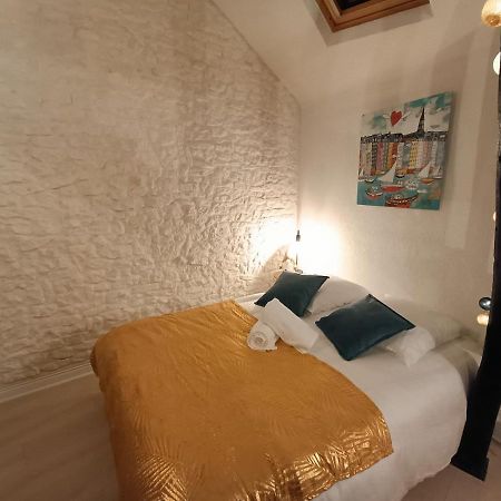 Le Coeur Du Centre Historique Refait A Neuf Apartment Honfleur Bagian luar foto