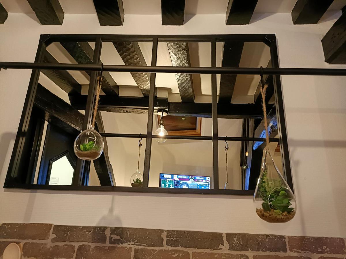 Le Coeur Du Centre Historique Refait A Neuf Apartment Honfleur Bagian luar foto